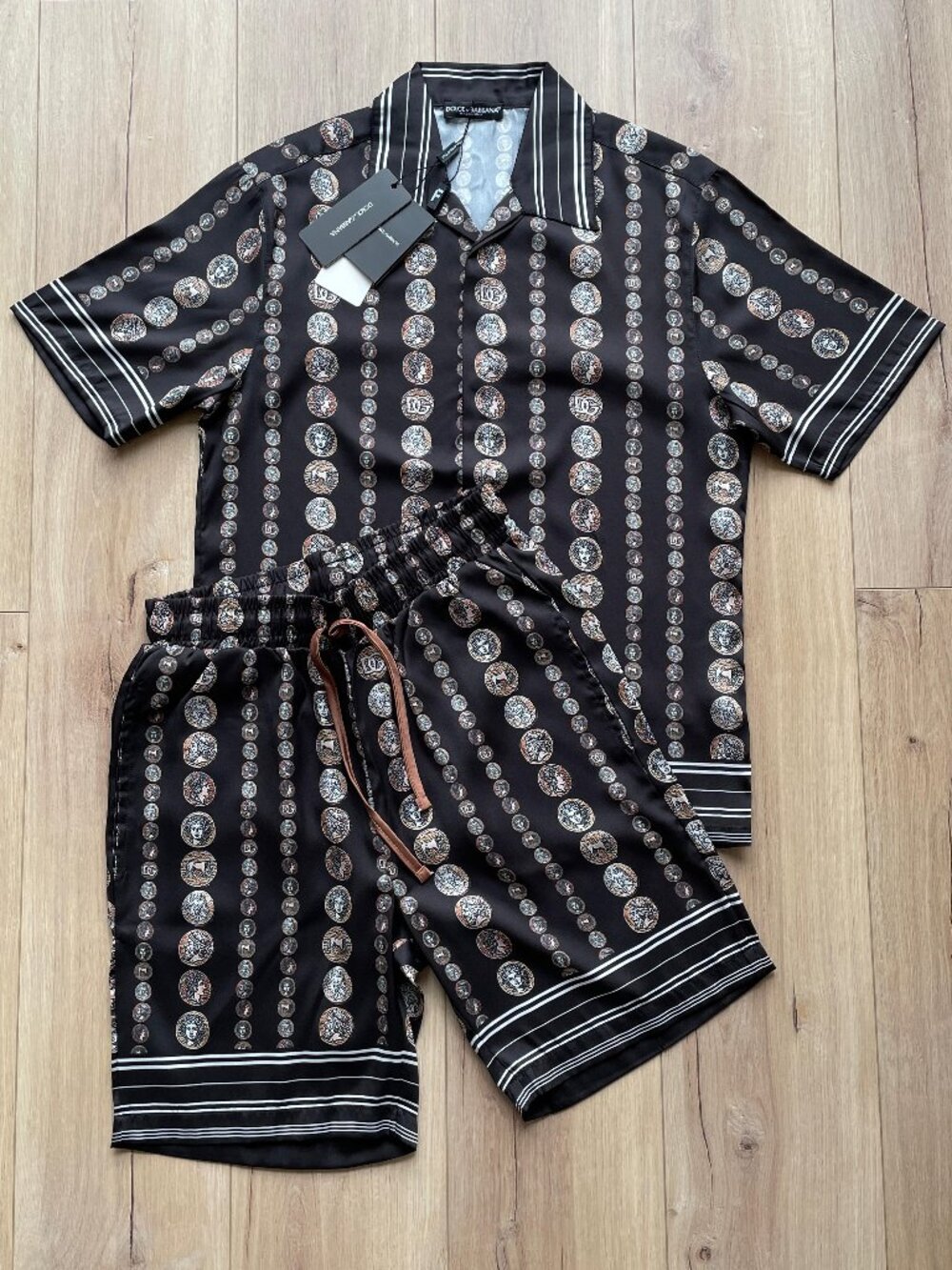 S Dolce & Gabbana Men’s Silk Shirt & Shorts Set Luxury Medallion Print New